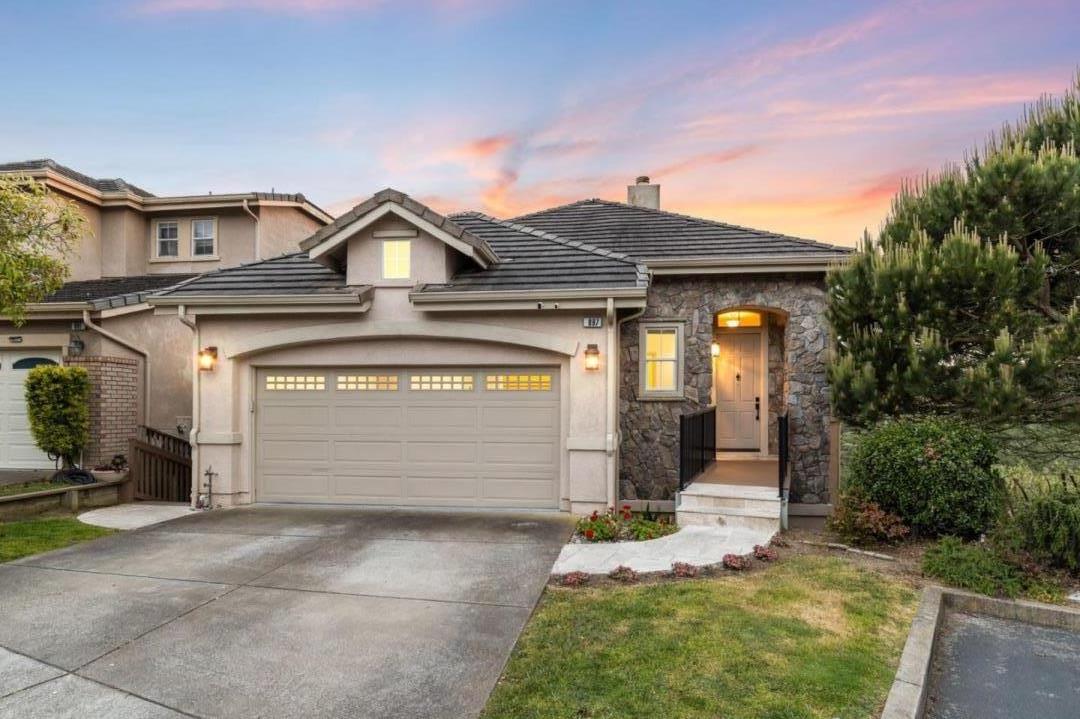 property-img