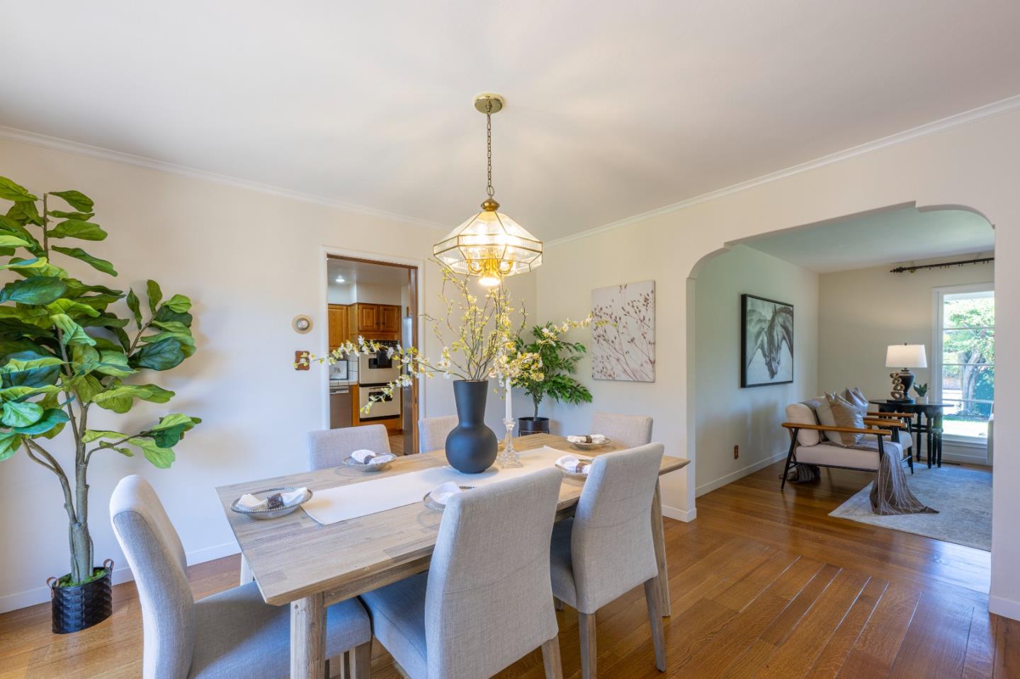 Detail Gallery Image 10 of 21 For 348 31st Ave, San Mateo,  CA 94403 - 4 Beds | 2 Baths