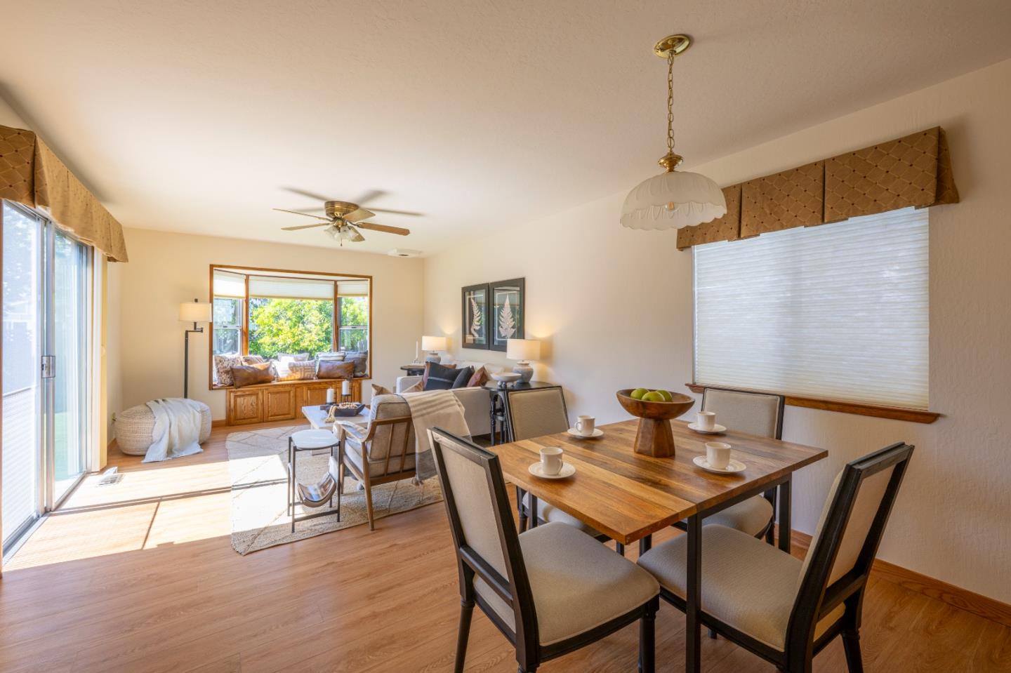 Detail Gallery Image 13 of 21 For 348 31st Ave, San Mateo,  CA 94403 - 4 Beds | 2 Baths
