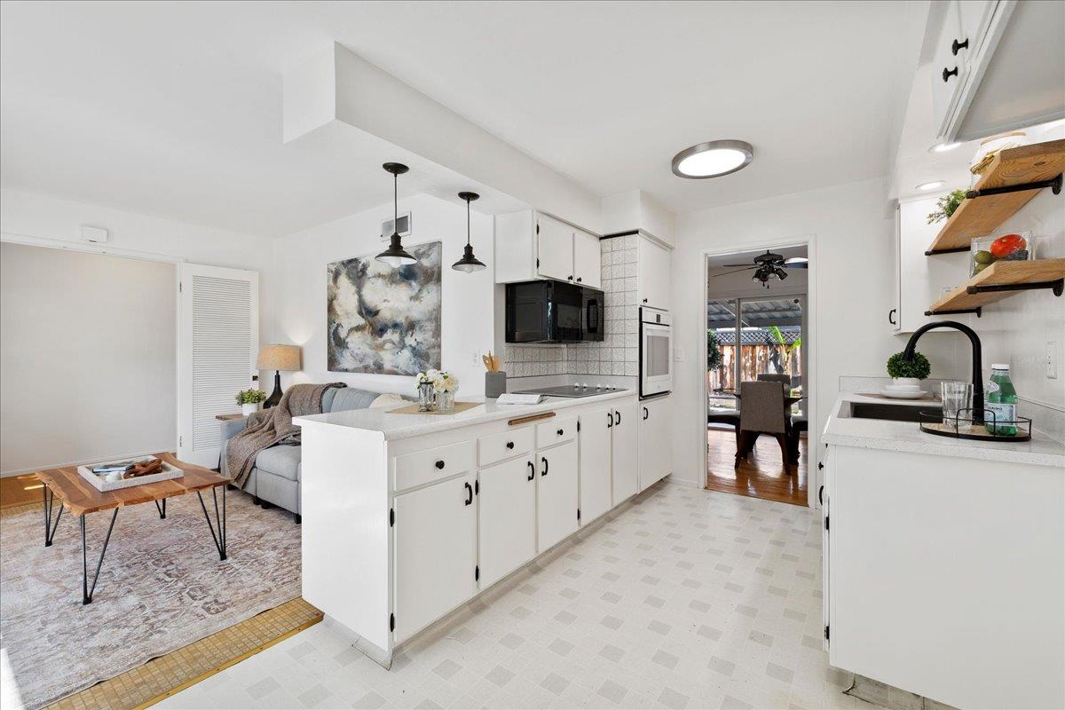 Detail Gallery Image 13 of 36 For 5180 Discovery Ave, San Jose,  CA 95111 - 3 Beds | 2 Baths