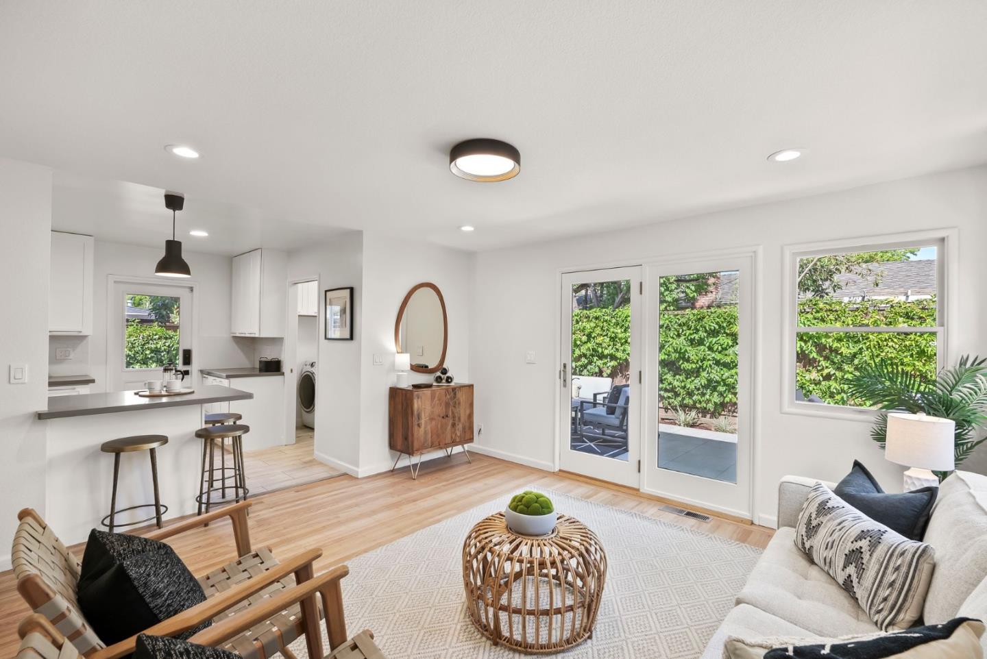 Detail Gallery Image 23 of 47 For 1465 Bonita Ave, Mountain View,  CA 94040 - 4 Beds | 2 Baths