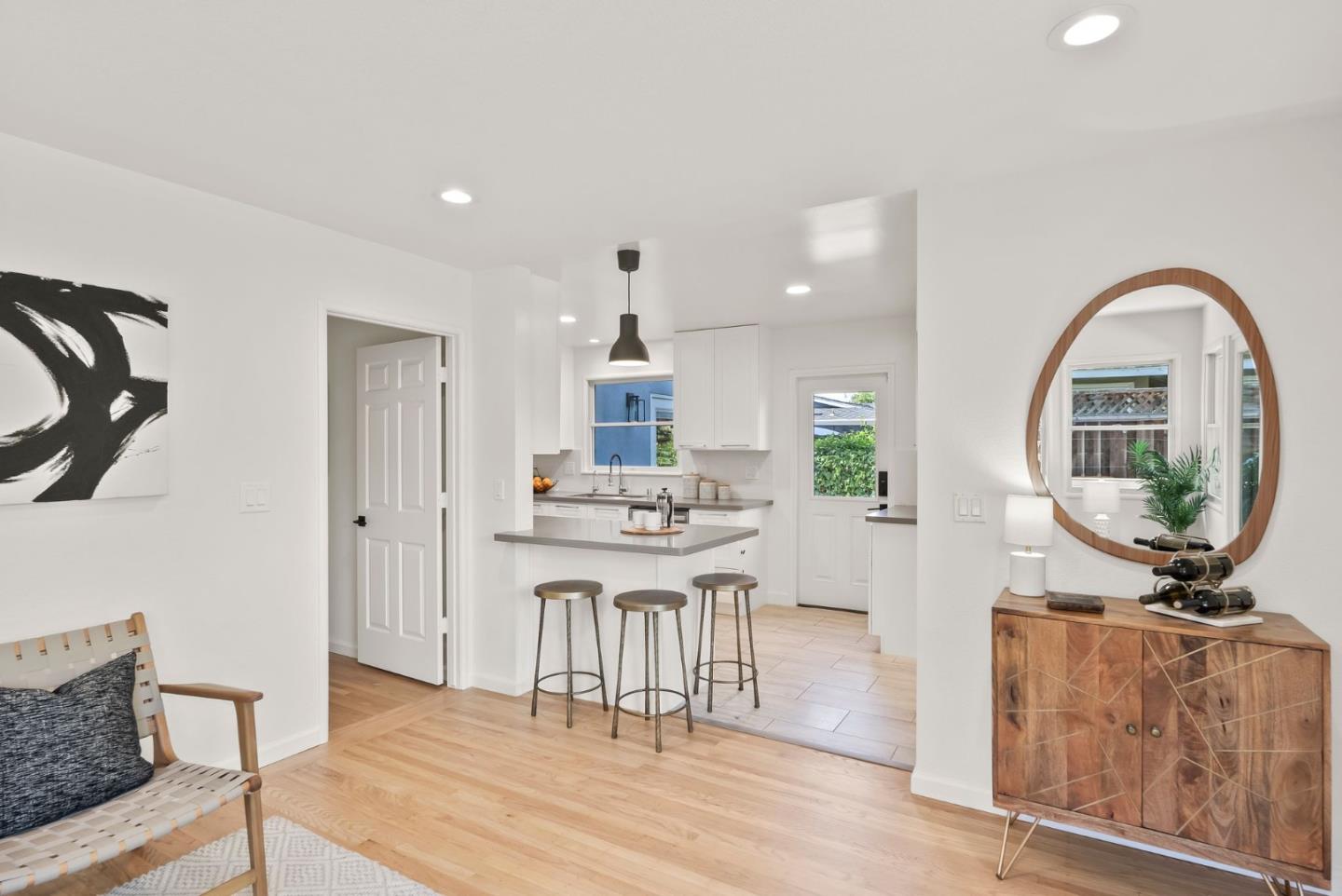 Detail Gallery Image 29 of 47 For 1465 Bonita Ave, Mountain View,  CA 94040 - 4 Beds | 2 Baths