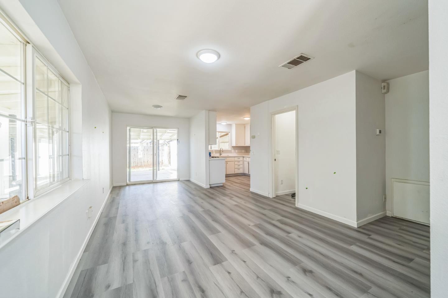 Detail Gallery Image 4 of 20 For 102 Pasco Dr, Brentwood,  CA 94513 - 3 Beds | 2 Baths