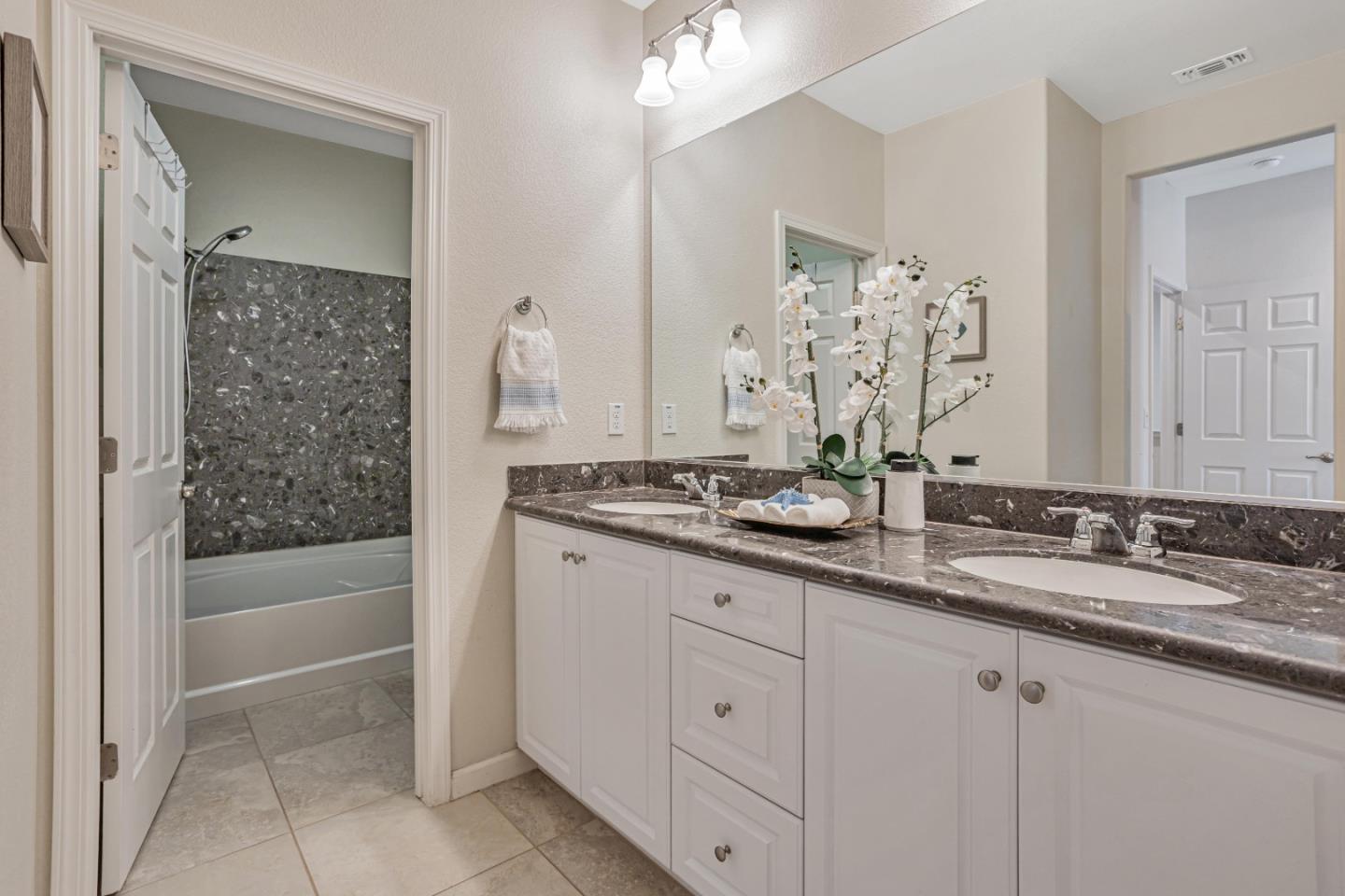 Detail Gallery Image 23 of 41 For 1135 Genco Ter, San Jose,  CA 95133 - 3 Beds | 3/1 Baths