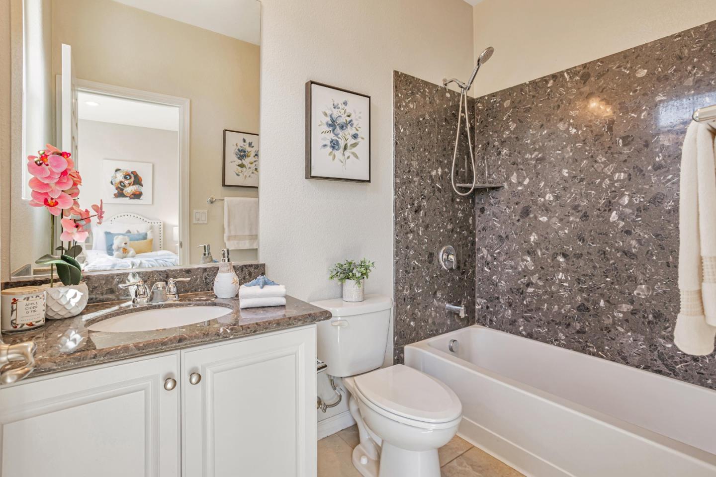 Detail Gallery Image 26 of 41 For 1135 Genco Ter, San Jose,  CA 95133 - 3 Beds | 3/1 Baths