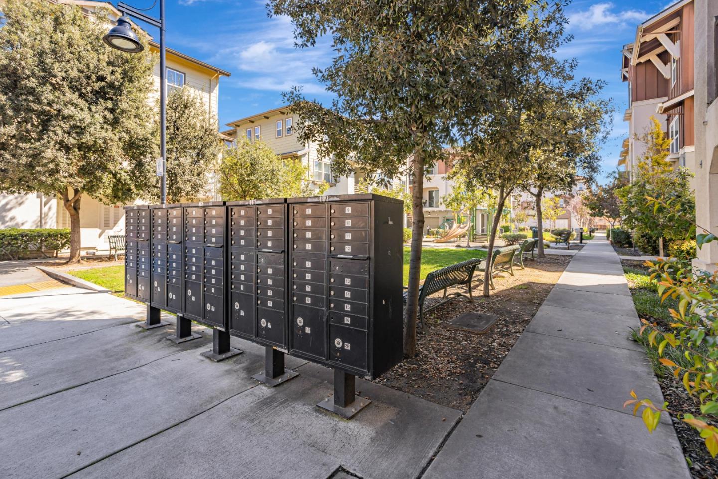 Detail Gallery Image 35 of 41 For 1135 Genco Ter, San Jose,  CA 95133 - 3 Beds | 3/1 Baths