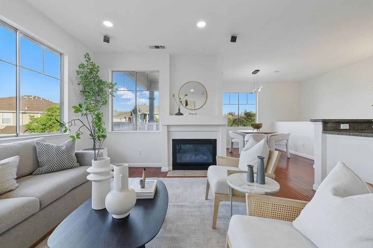 Detail Gallery Image 11 of 48 For 434 Ashling Ct, San Jose,  CA 95136 - 2 Beds | 2 Baths
