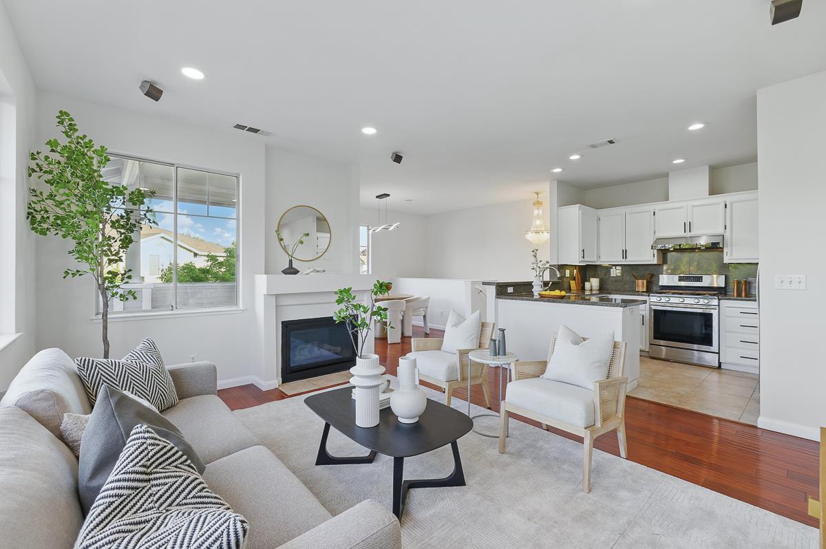 Detail Gallery Image 6 of 48 For 434 Ashling Ct, San Jose,  CA 95136 - 2 Beds | 2 Baths