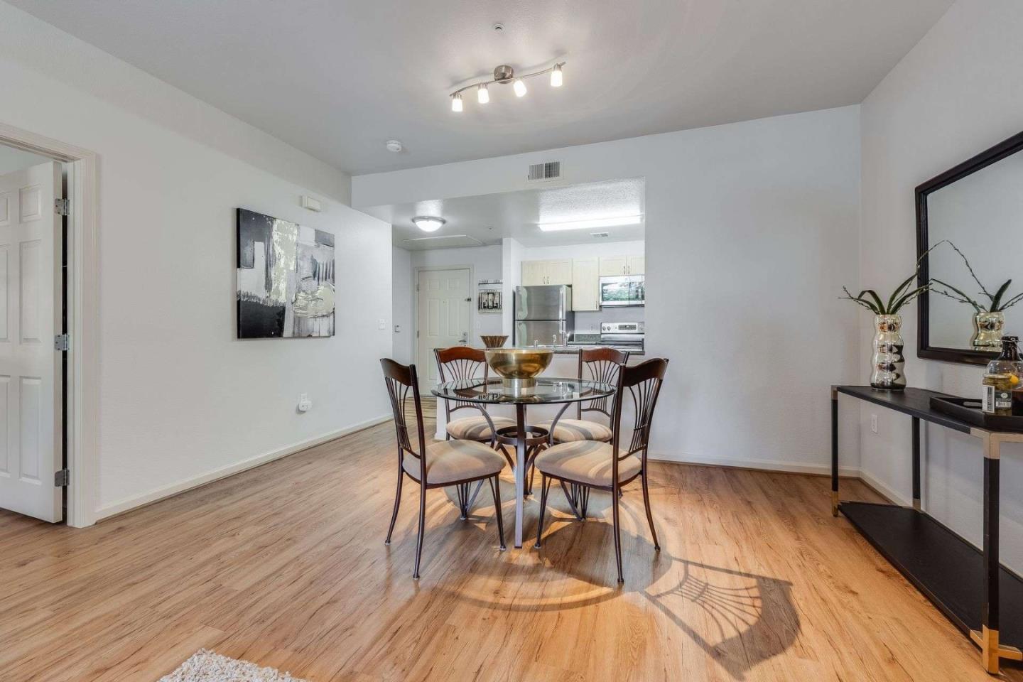 Detail Gallery Image 12 of 34 For 1550 Technology Dr #1046,  San Jose,  CA 95110 - 1 Beds | 1 Baths