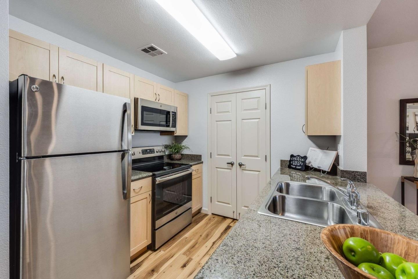 Detail Gallery Image 5 of 34 For 1550 Technology Dr #1046,  San Jose,  CA 95110 - 1 Beds | 1 Baths