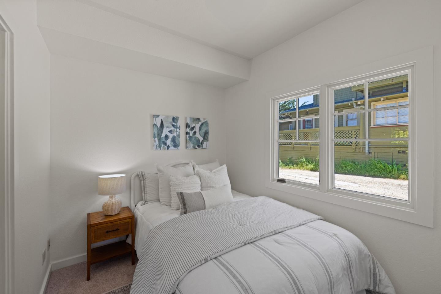 Detail Gallery Image 21 of 23 For 180 Central Ave, Pacific Grove,  CA 93950 - 2 Beds | 2 Baths
