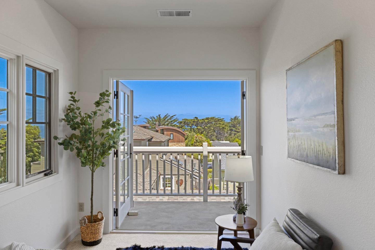 Detail Gallery Image 9 of 23 For 180 Central Ave, Pacific Grove,  CA 93950 - 2 Beds | 2 Baths