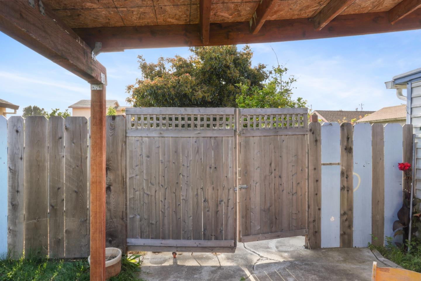 Detail Gallery Image 6 of 32 For 129 N Filice St, Salinas,  CA 93905 - 2 Beds | 1 Baths