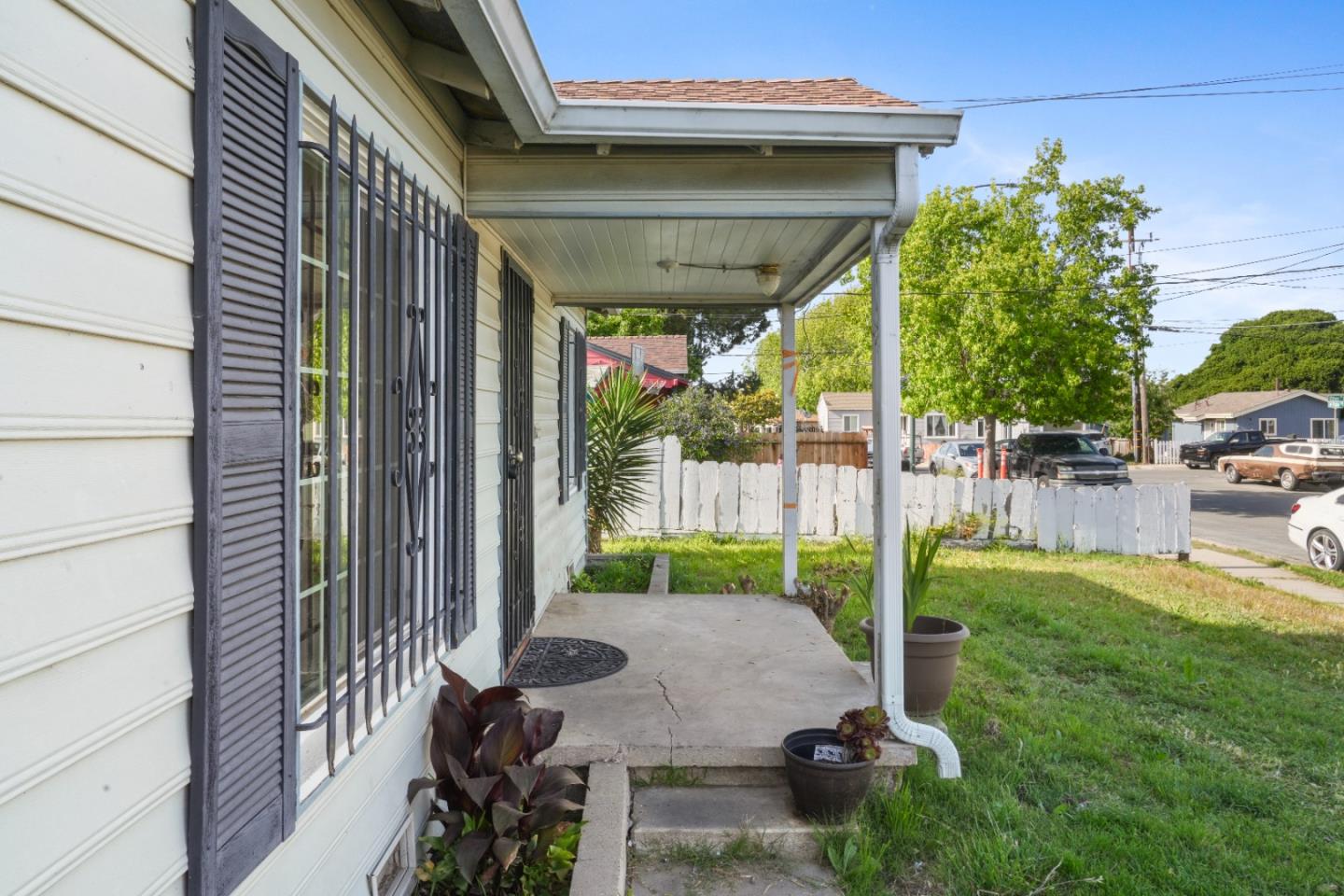 Detail Gallery Image 7 of 32 For 129 N Filice St, Salinas,  CA 93905 - 2 Beds | 1 Baths