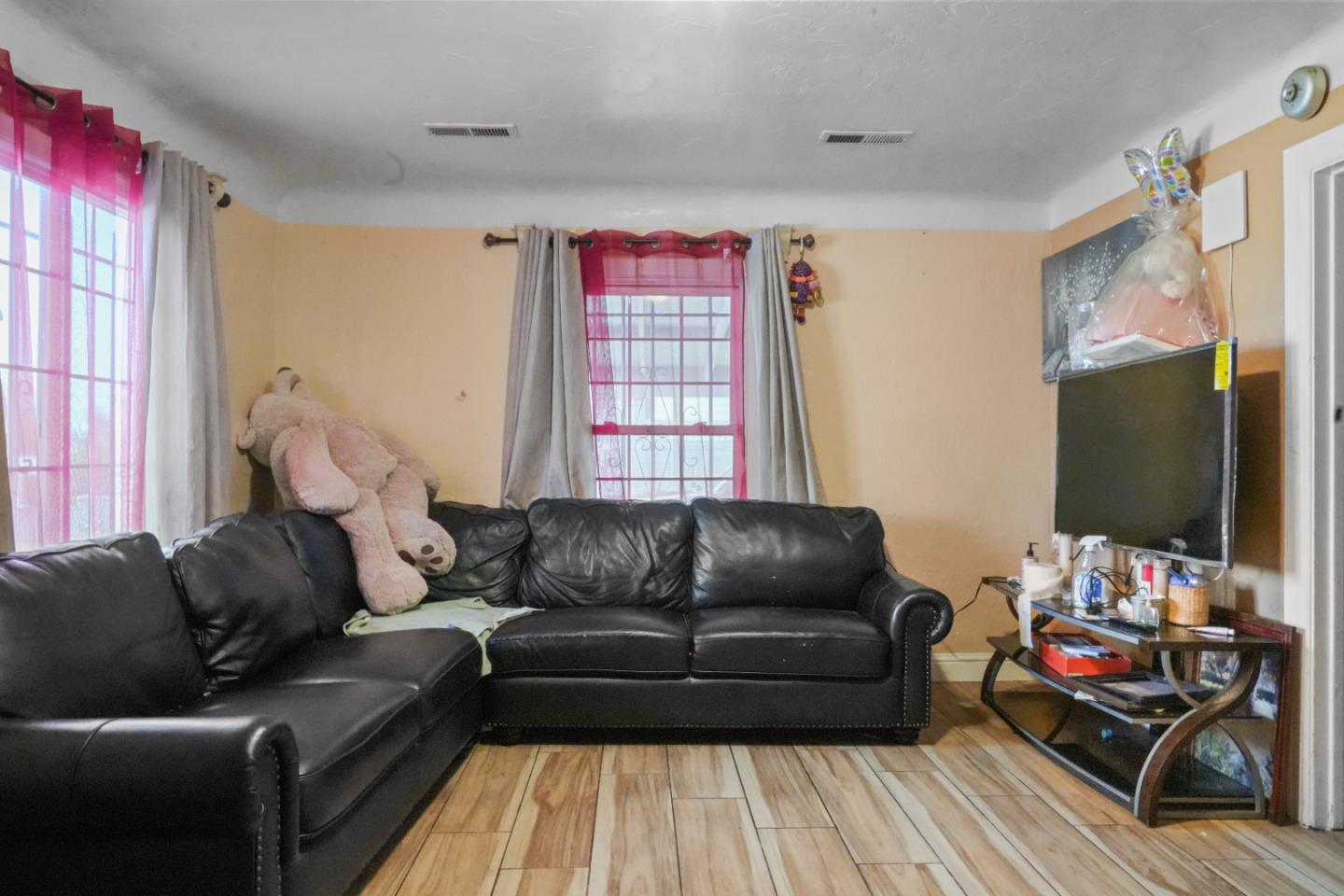 Detail Gallery Image 8 of 32 For 129 N Filice St, Salinas,  CA 93905 - 2 Beds | 1 Baths