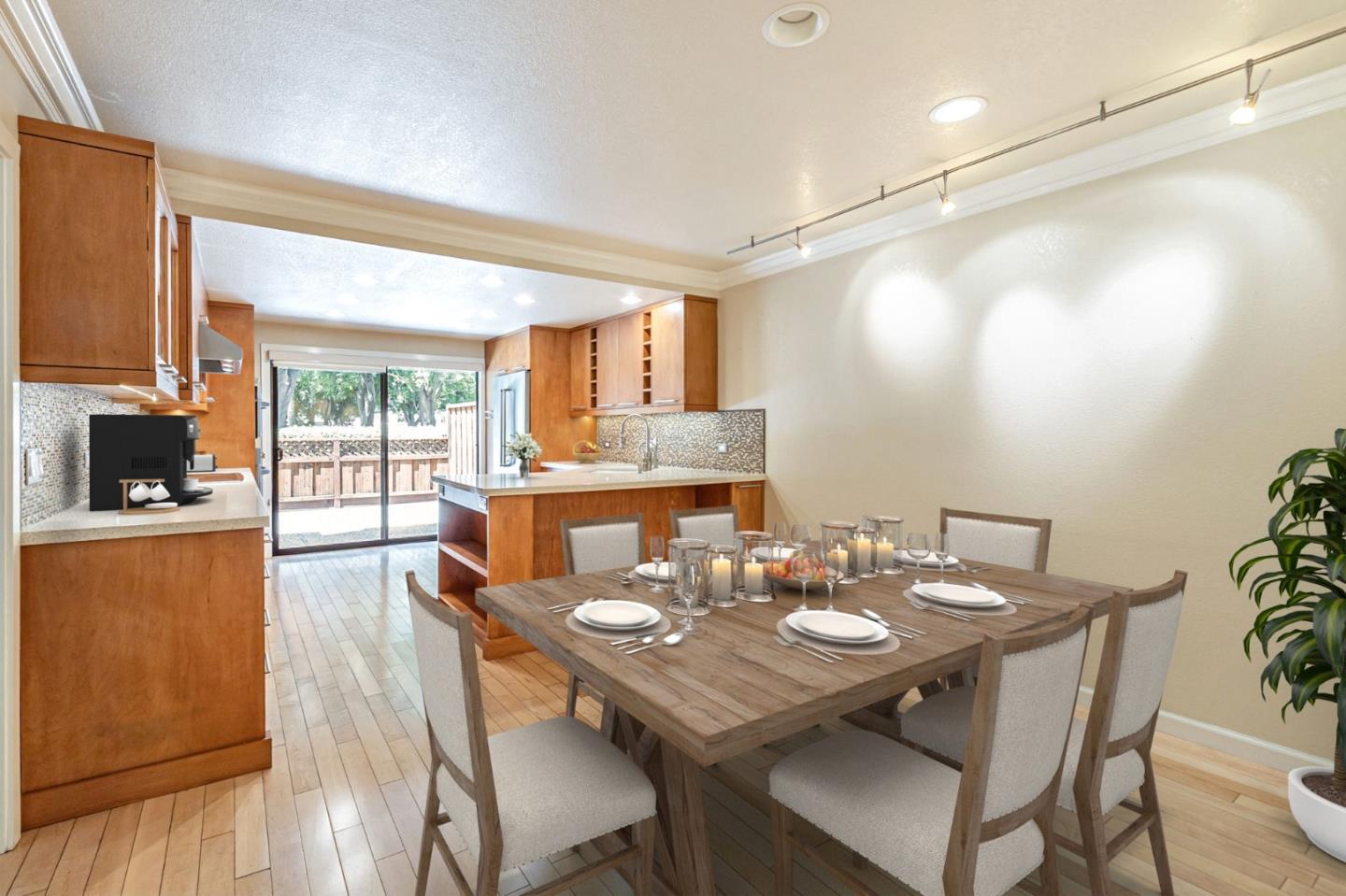 Detail Gallery Image 10 of 72 For 6619 Copperwood Cir, San Jose,  CA 95120 - 3 Beds | 2/1 Baths