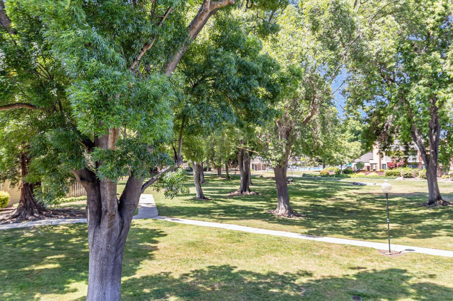 Detail Gallery Image 27 of 72 For 6619 Copperwood Cir, San Jose,  CA 95120 - 3 Beds | 2/1 Baths
