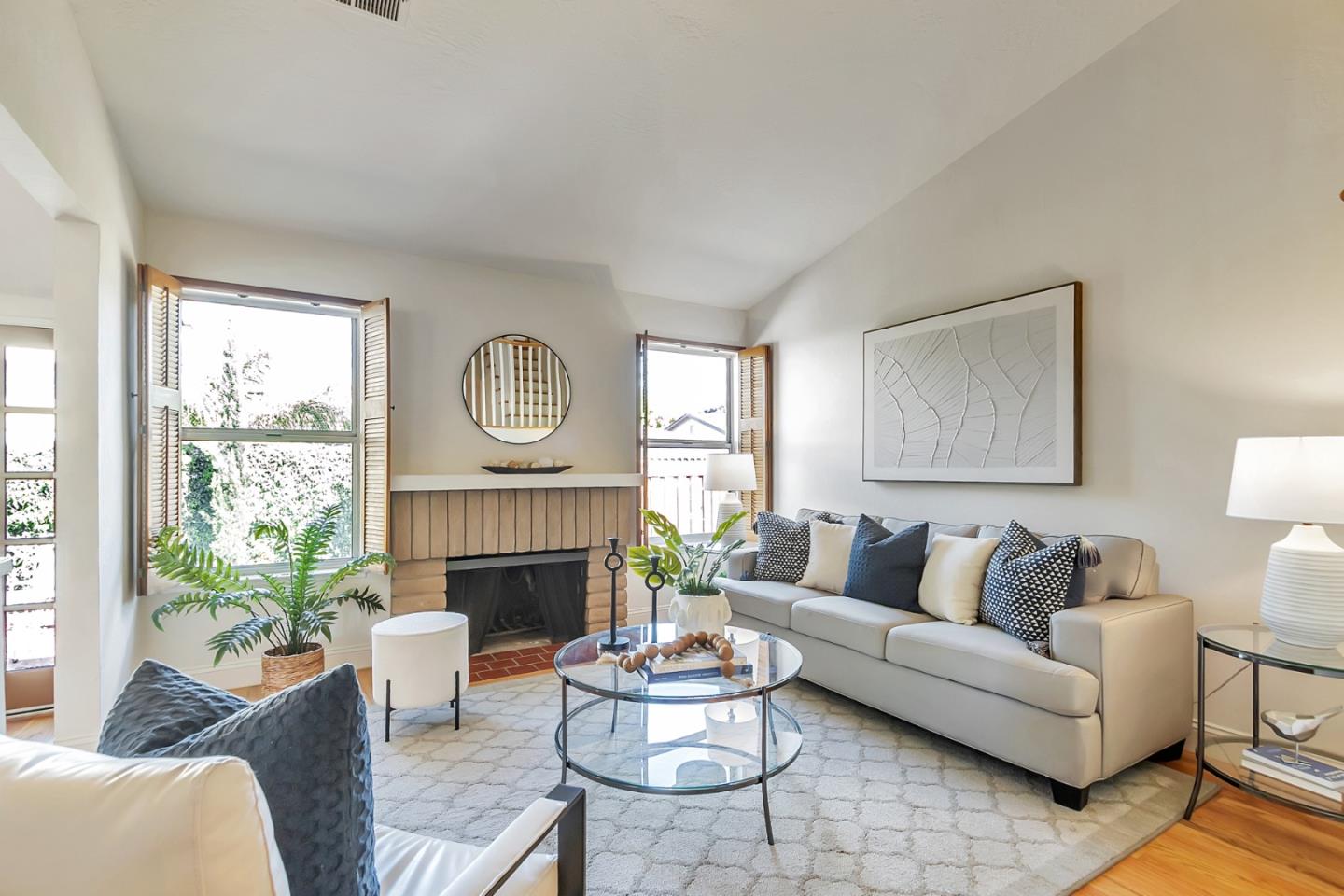 Detail Gallery Image 4 of 21 For 6180 Cahalan Ave, San Jose,  CA 95123 - 3 Beds | 2/1 Baths