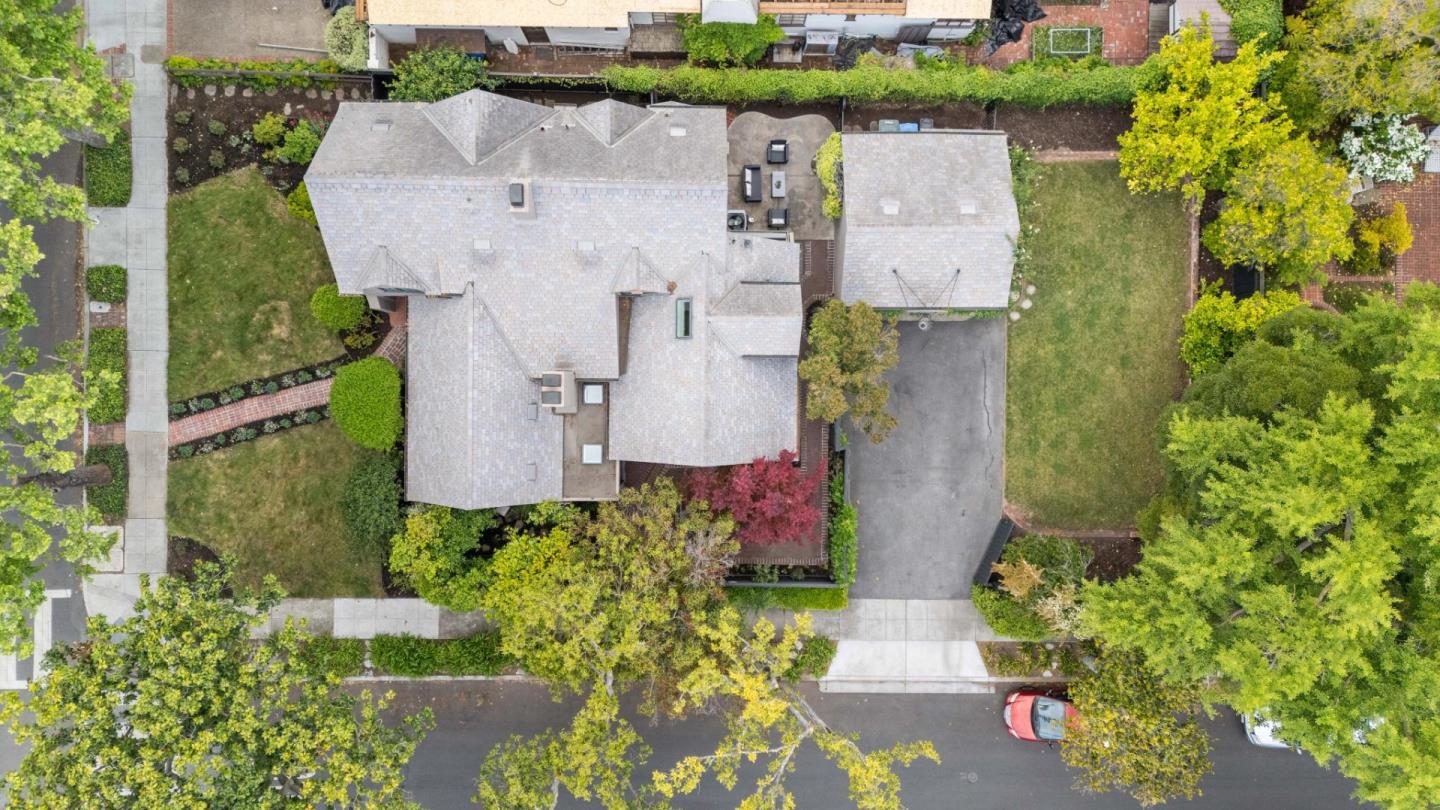 Detail Gallery Image 63 of 66 For 1875 Middlefield Rd, Palo Alto,  CA 94301 - 4 Beds | 3 Baths