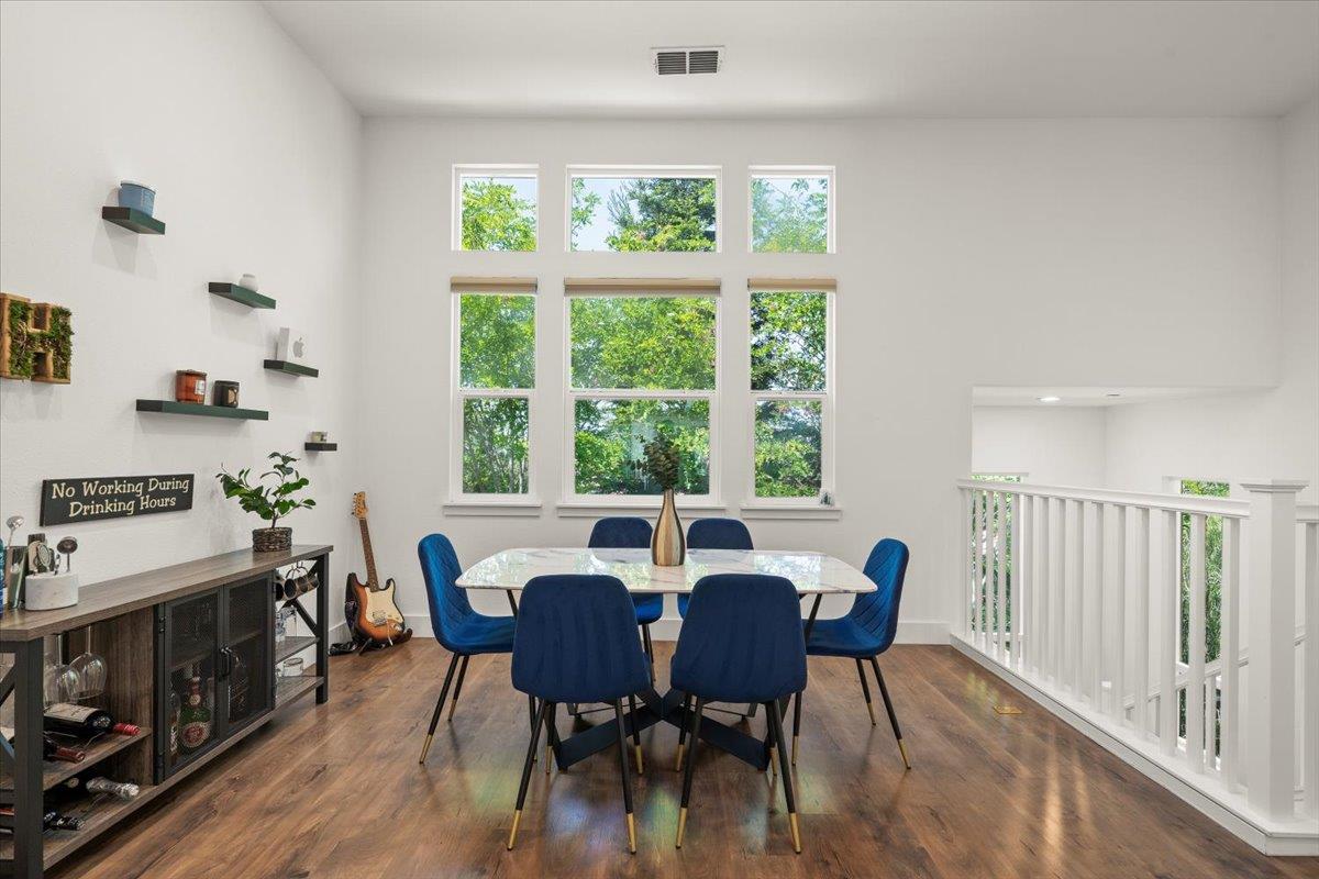 Detail Gallery Image 14 of 30 For 2415 Stearman Ct #5,  San Jose,  CA 95132 - 2 Beds | 2 Baths