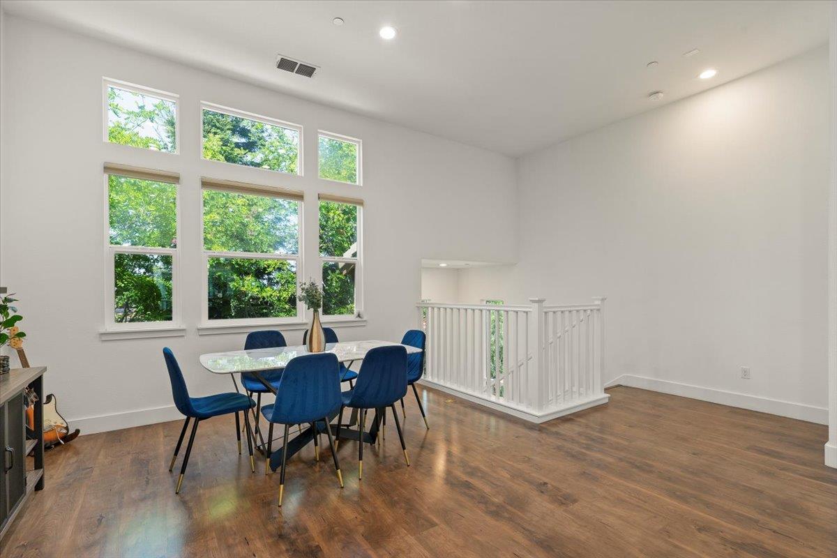 Detail Gallery Image 15 of 30 For 2415 Stearman Ct #5,  San Jose,  CA 95132 - 2 Beds | 2 Baths