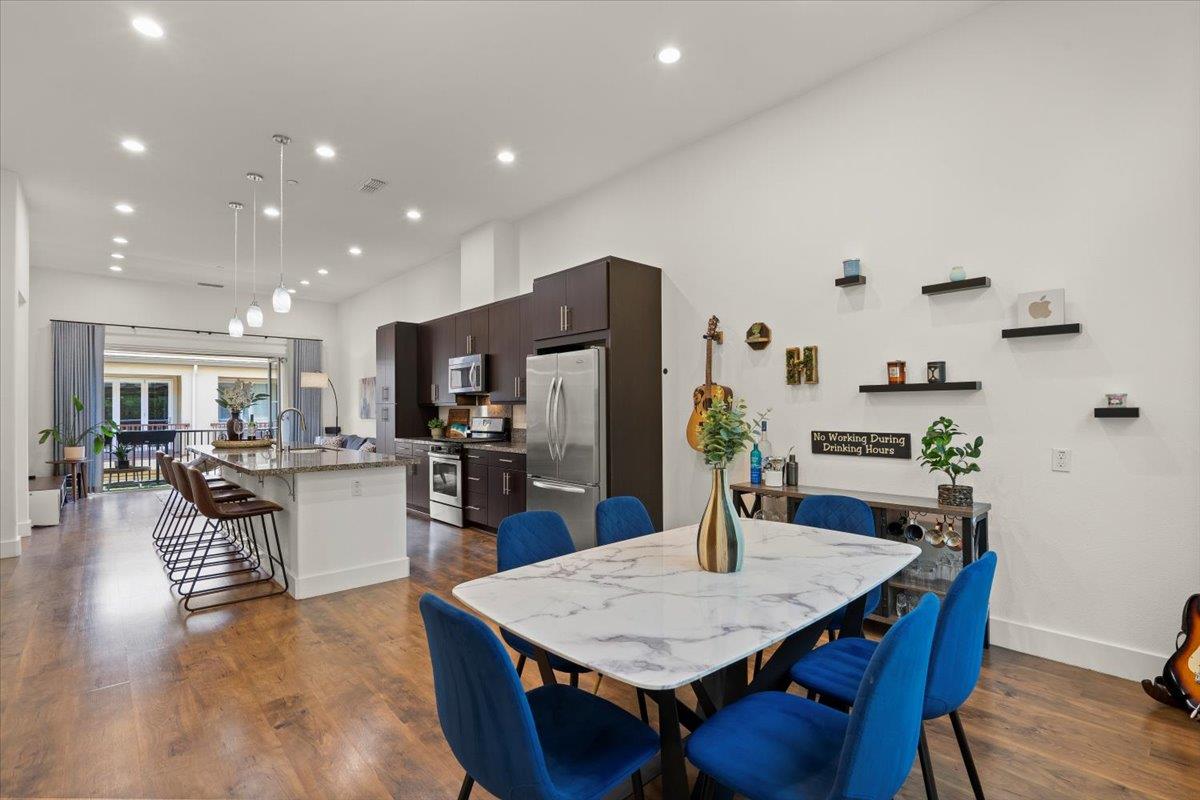 Detail Gallery Image 16 of 30 For 2415 Stearman Ct #5,  San Jose,  CA 95132 - 2 Beds | 2 Baths