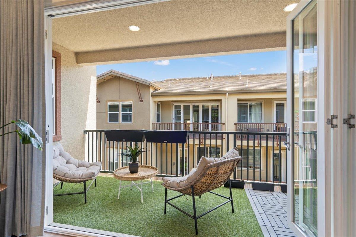 Detail Gallery Image 17 of 30 For 2415 Stearman Ct #5,  San Jose,  CA 95132 - 2 Beds | 2 Baths