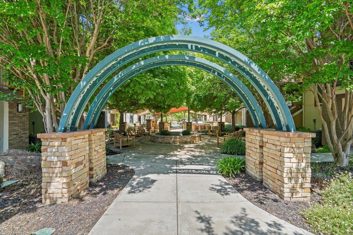 Detail Gallery Image 25 of 30 For 2415 Stearman Ct #5,  San Jose,  CA 95132 - 2 Beds | 2 Baths