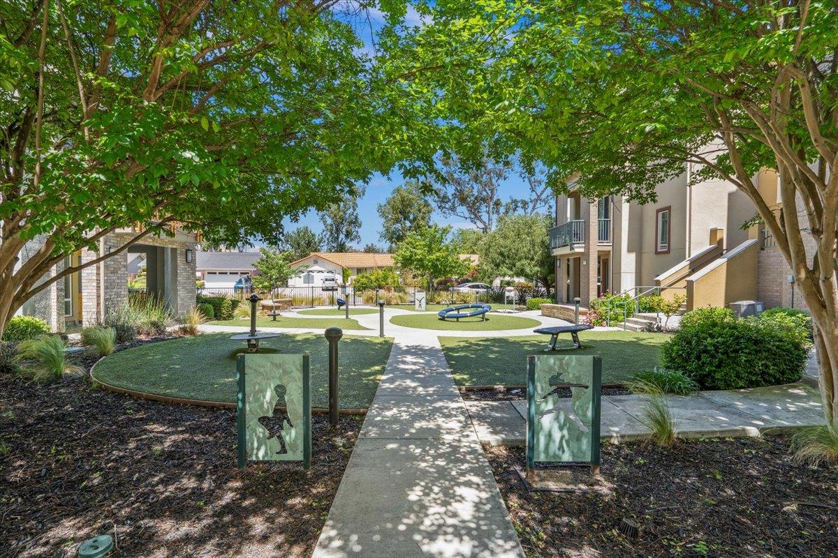 Detail Gallery Image 27 of 30 For 2415 Stearman Ct #5,  San Jose,  CA 95132 - 2 Beds | 2 Baths