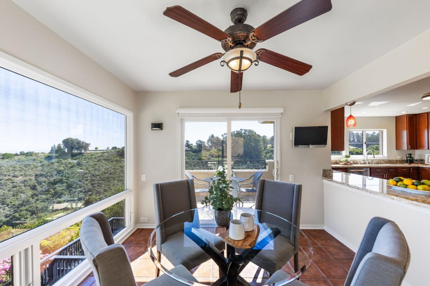 Detail Gallery Image 28 of 95 For 35 Anguido Ct, Hillsborough,  CA 94010 - 4 Beds | 2/1 Baths