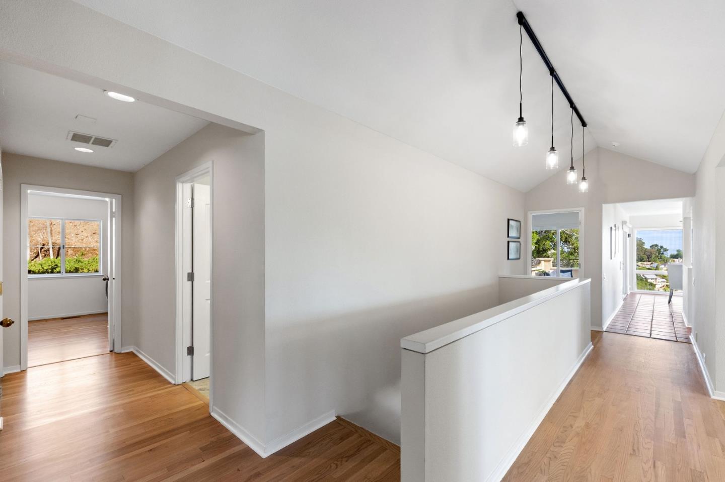 Detail Gallery Image 47 of 95 For 35 Anguido Ct, Hillsborough,  CA 94010 - 4 Beds | 2/1 Baths