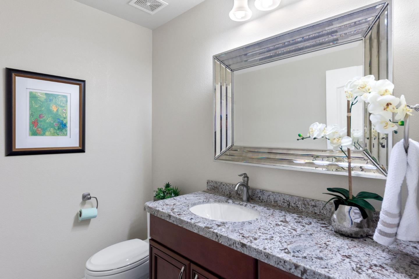 Detail Gallery Image 51 of 95 For 35 Anguido Ct, Hillsborough,  CA 94010 - 4 Beds | 2/1 Baths
