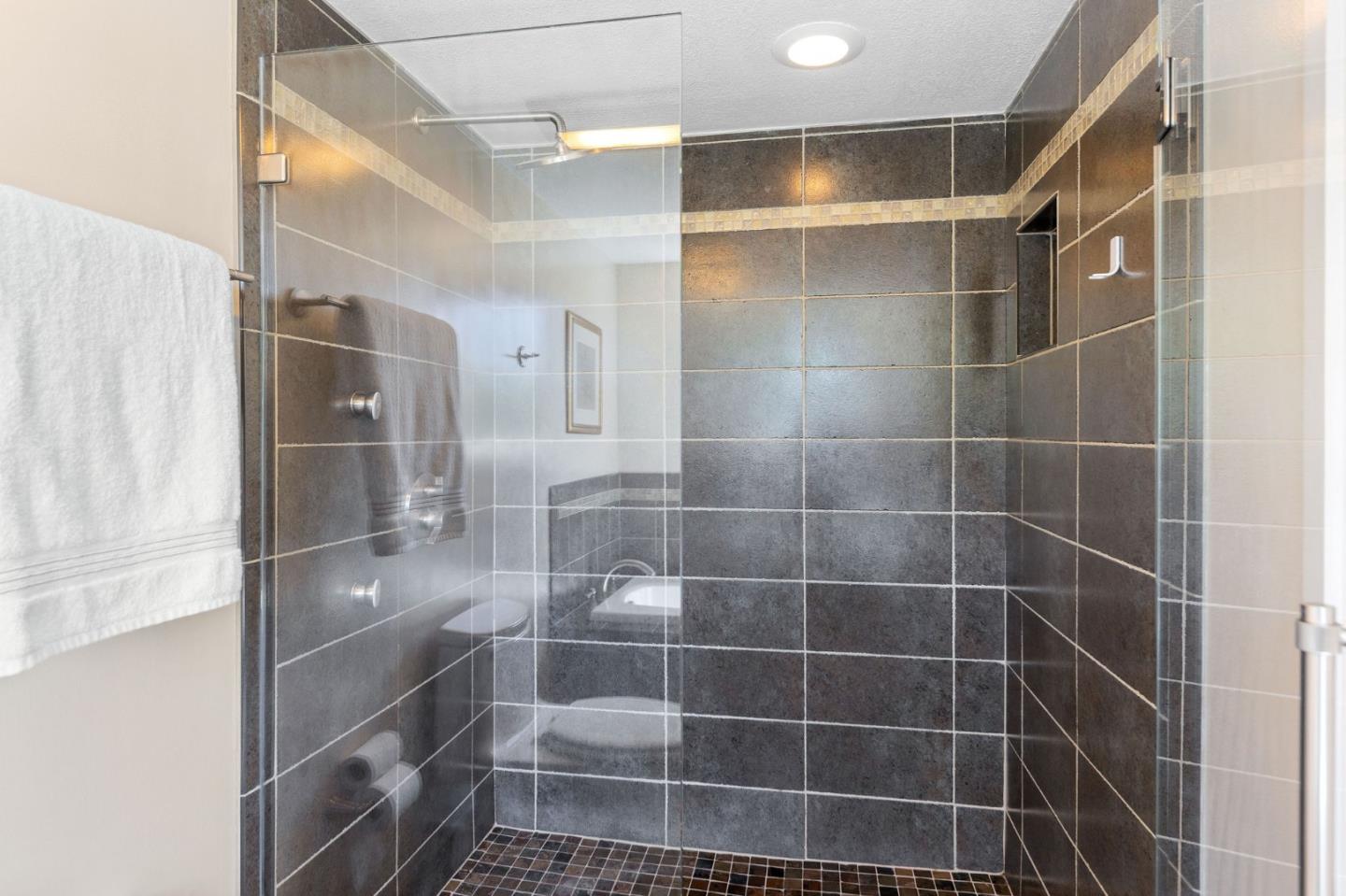 Detail Gallery Image 63 of 95 For 35 Anguido Ct, Hillsborough,  CA 94010 - 4 Beds | 2/1 Baths