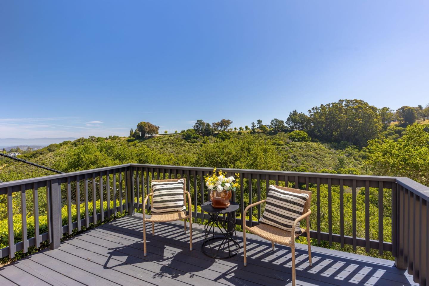 Detail Gallery Image 73 of 95 For 35 Anguido Ct, Hillsborough,  CA 94010 - 4 Beds | 2/1 Baths