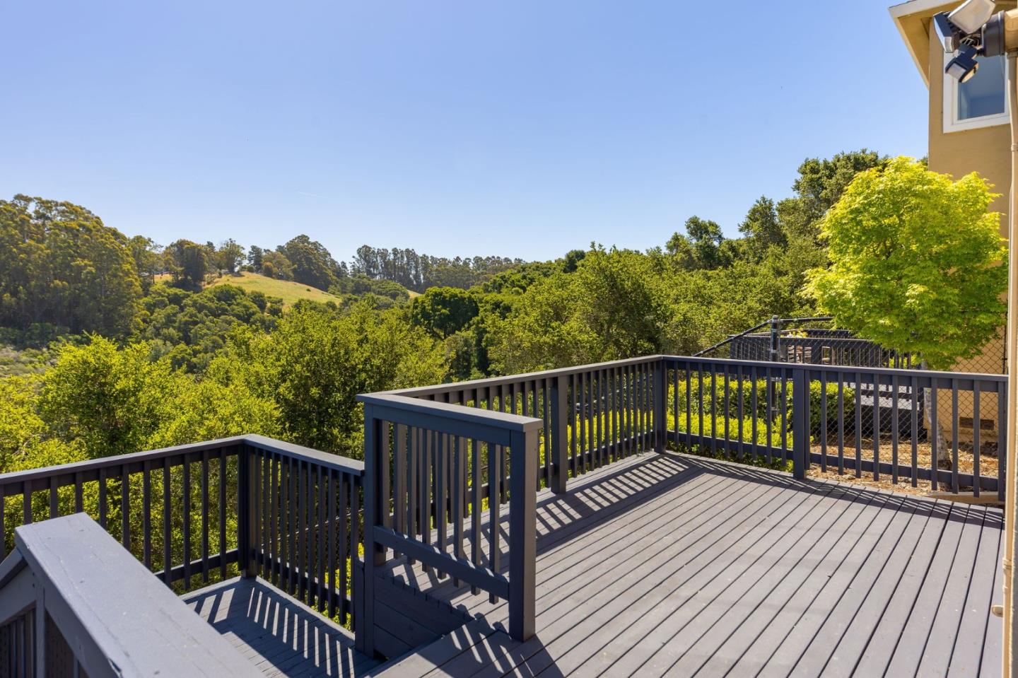 Detail Gallery Image 81 of 95 For 35 Anguido Ct, Hillsborough,  CA 94010 - 4 Beds | 2/1 Baths
