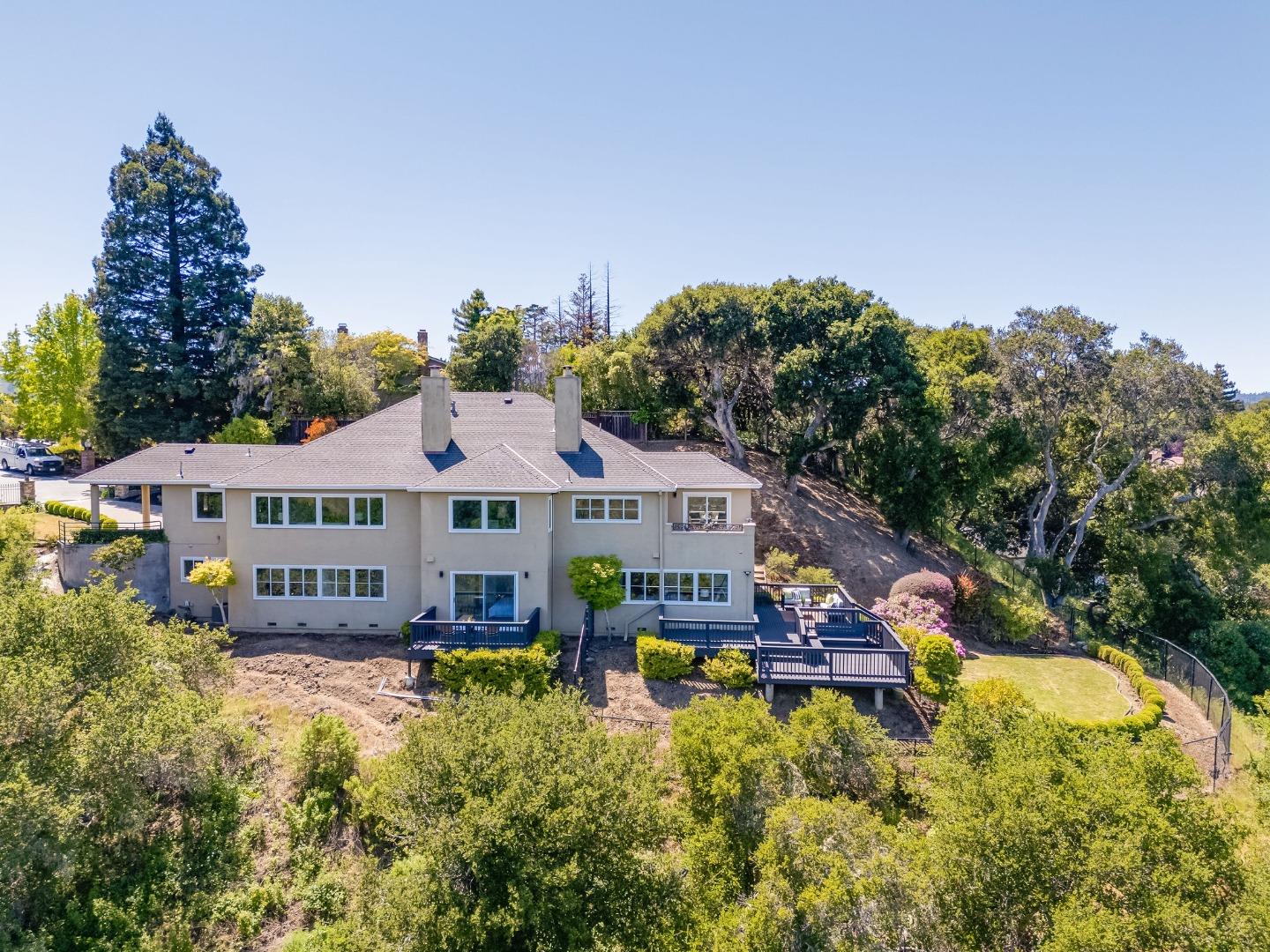 Detail Gallery Image 94 of 95 For 35 Anguido Ct, Hillsborough,  CA 94010 - 4 Beds | 2/1 Baths