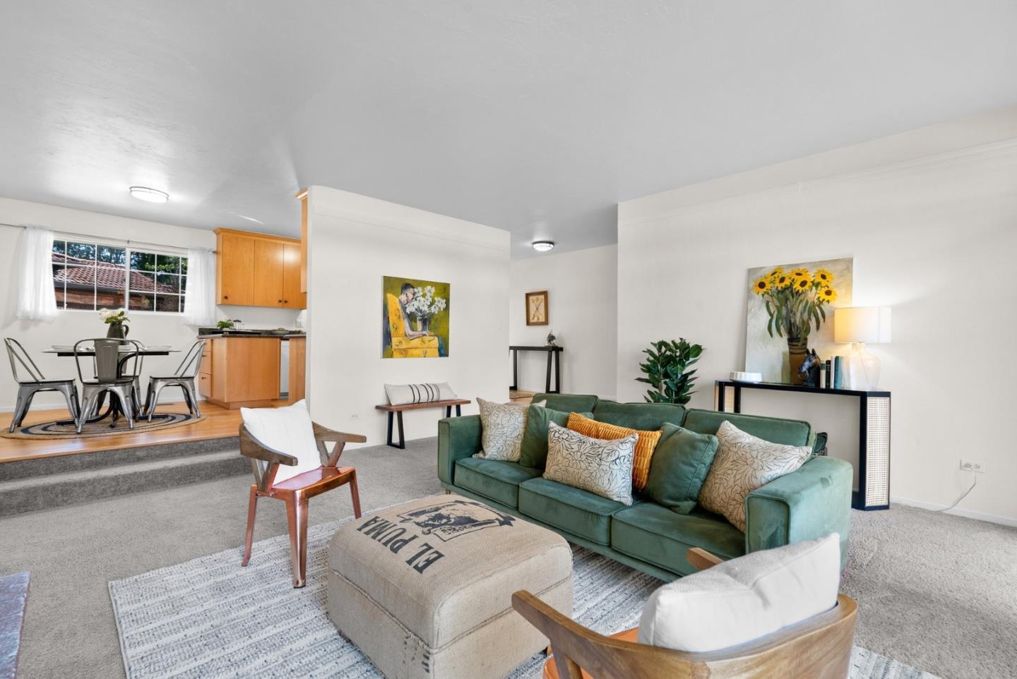 Detail Gallery Image 10 of 56 For 14 Laguna Robles, Carmel Valley,  CA 93924 - 3 Beds | 2 Baths