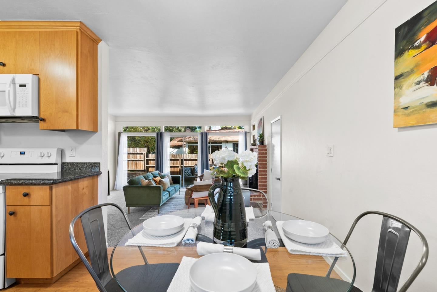 Detail Gallery Image 12 of 56 For 14 Laguna Robles, Carmel Valley,  CA 93924 - 3 Beds | 2 Baths