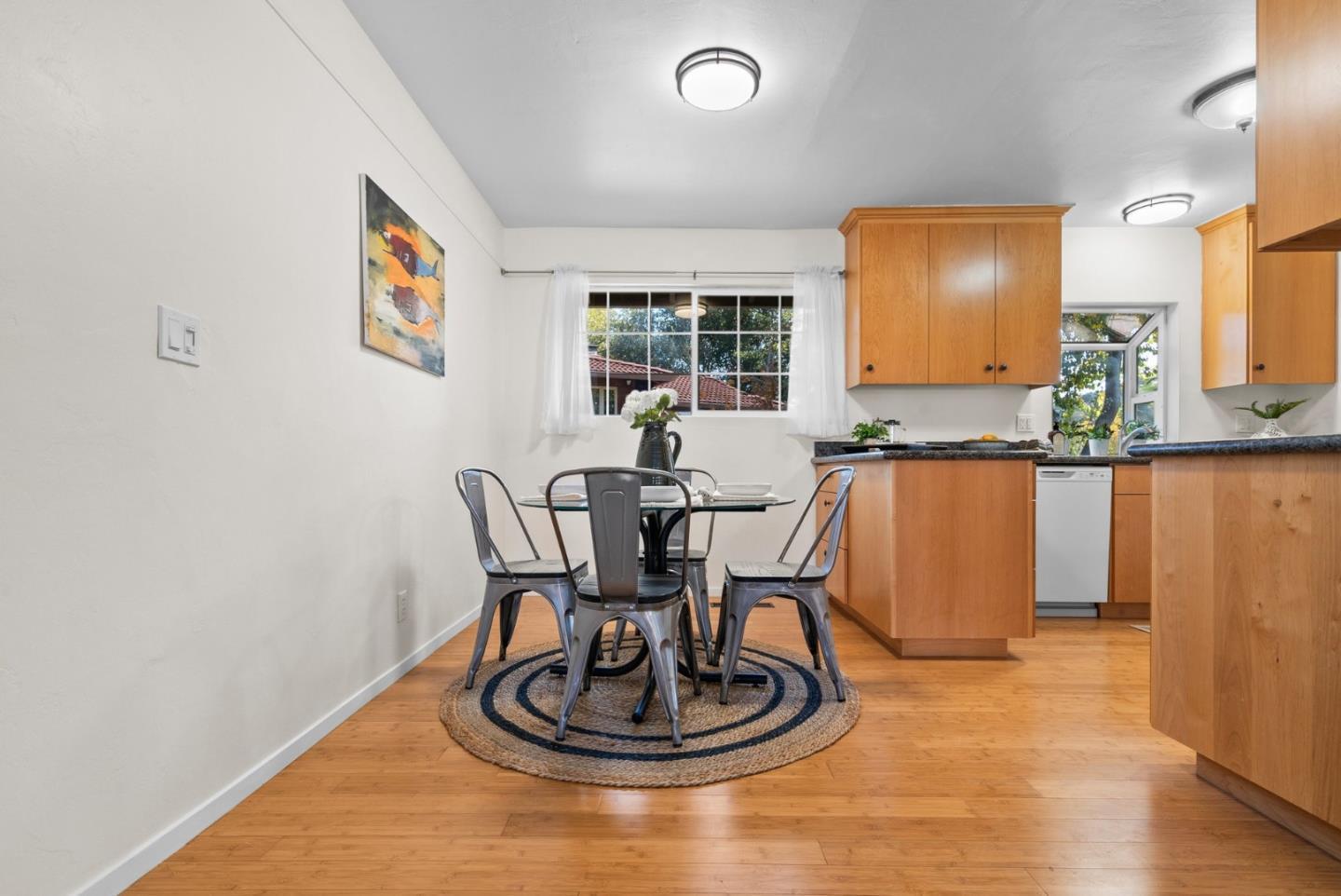 Detail Gallery Image 13 of 56 For 14 Laguna Robles, Carmel Valley,  CA 93924 - 3 Beds | 2 Baths
