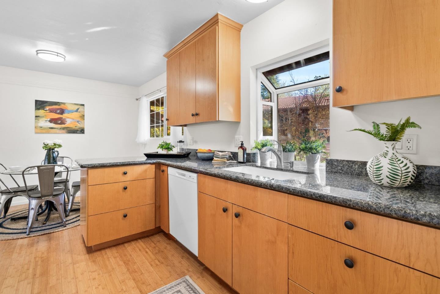 Detail Gallery Image 15 of 56 For 14 Laguna Robles, Carmel Valley,  CA 93924 - 3 Beds | 2 Baths