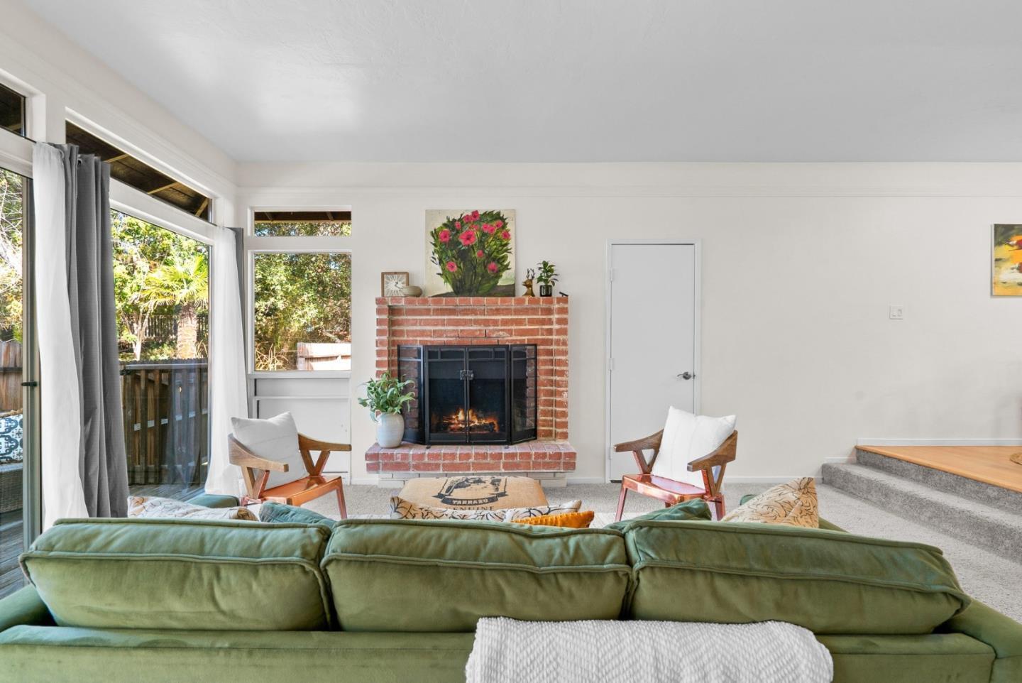 Detail Gallery Image 8 of 56 For 14 Laguna Robles, Carmel Valley,  CA 93924 - 3 Beds | 2 Baths
