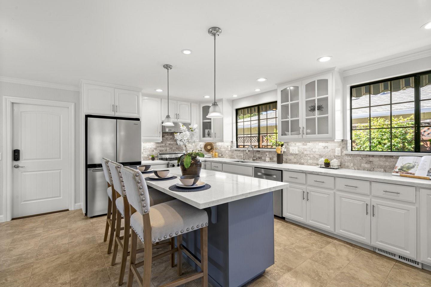 Detail Gallery Image 21 of 48 For 6110 Larios Way, San Jose,  CA 95123 - 3 Beds | 2 Baths