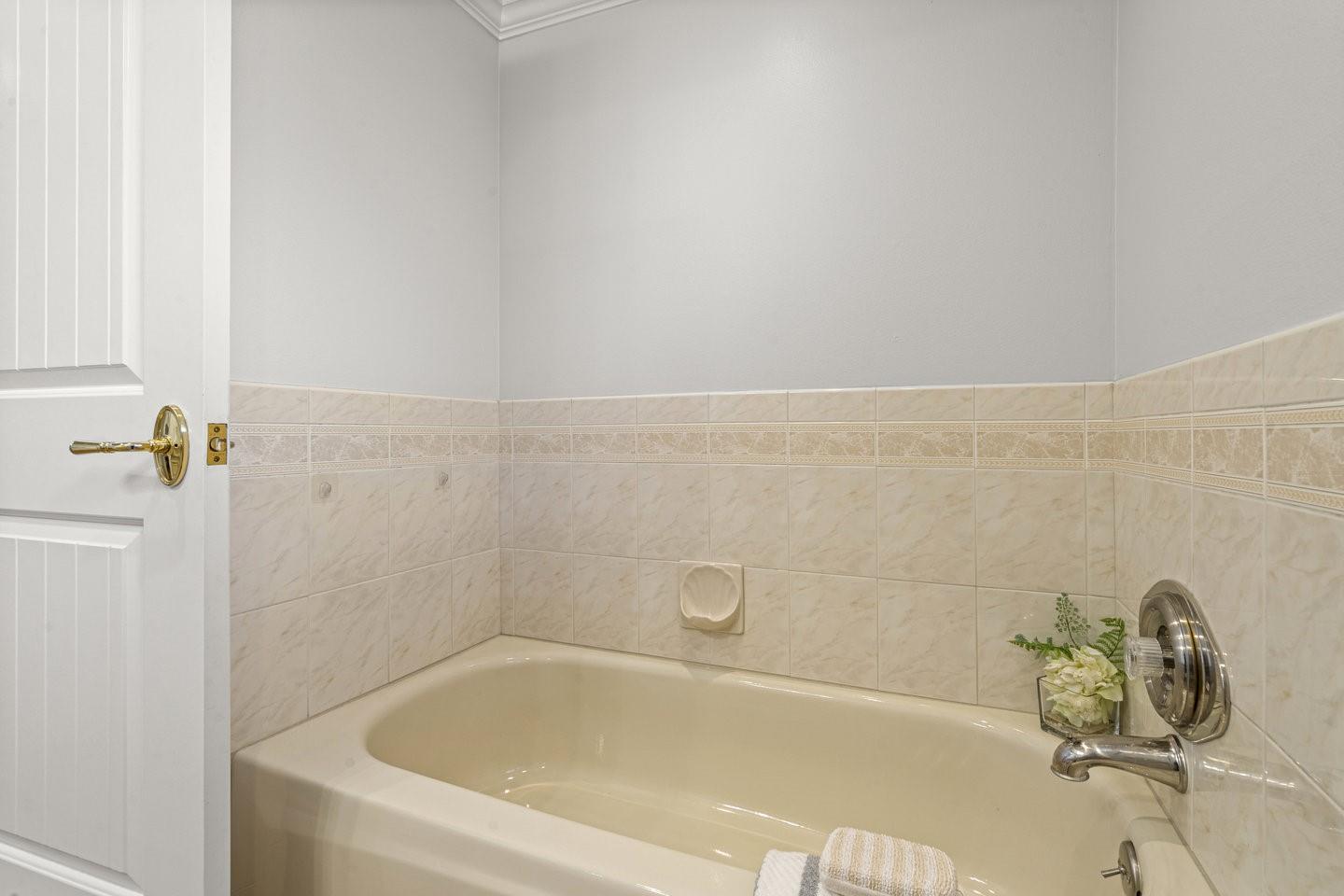 Detail Gallery Image 35 of 48 For 6110 Larios Way, San Jose,  CA 95123 - 3 Beds | 2 Baths