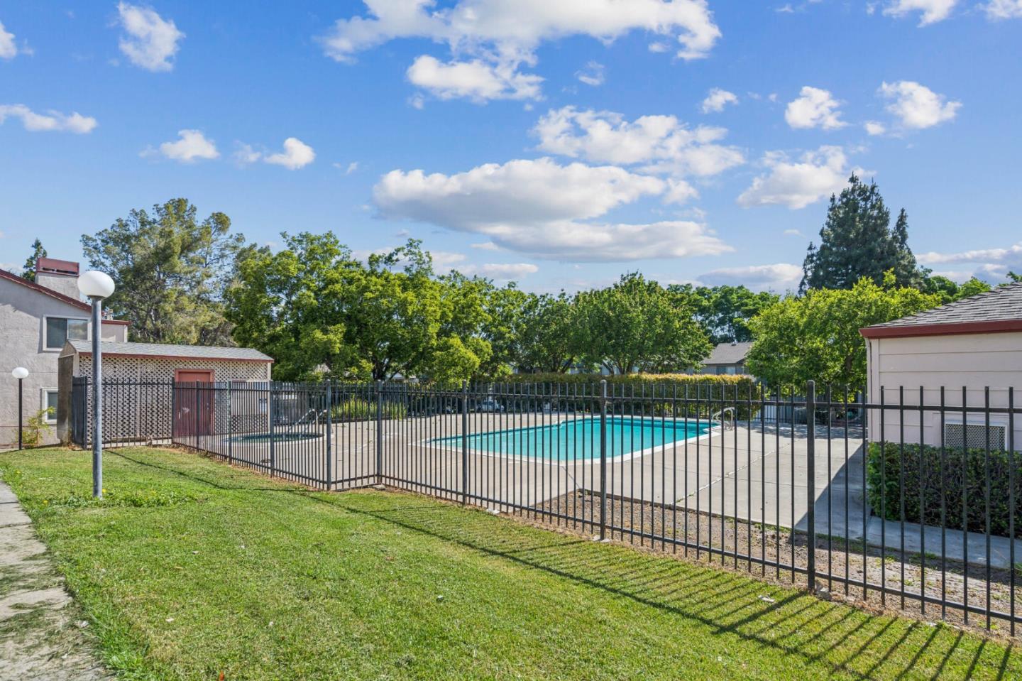Detail Gallery Image 20 of 20 For 6 Lancaster Cir #114,  Bay Point,  CA 94565 - 2 Beds | 2 Baths