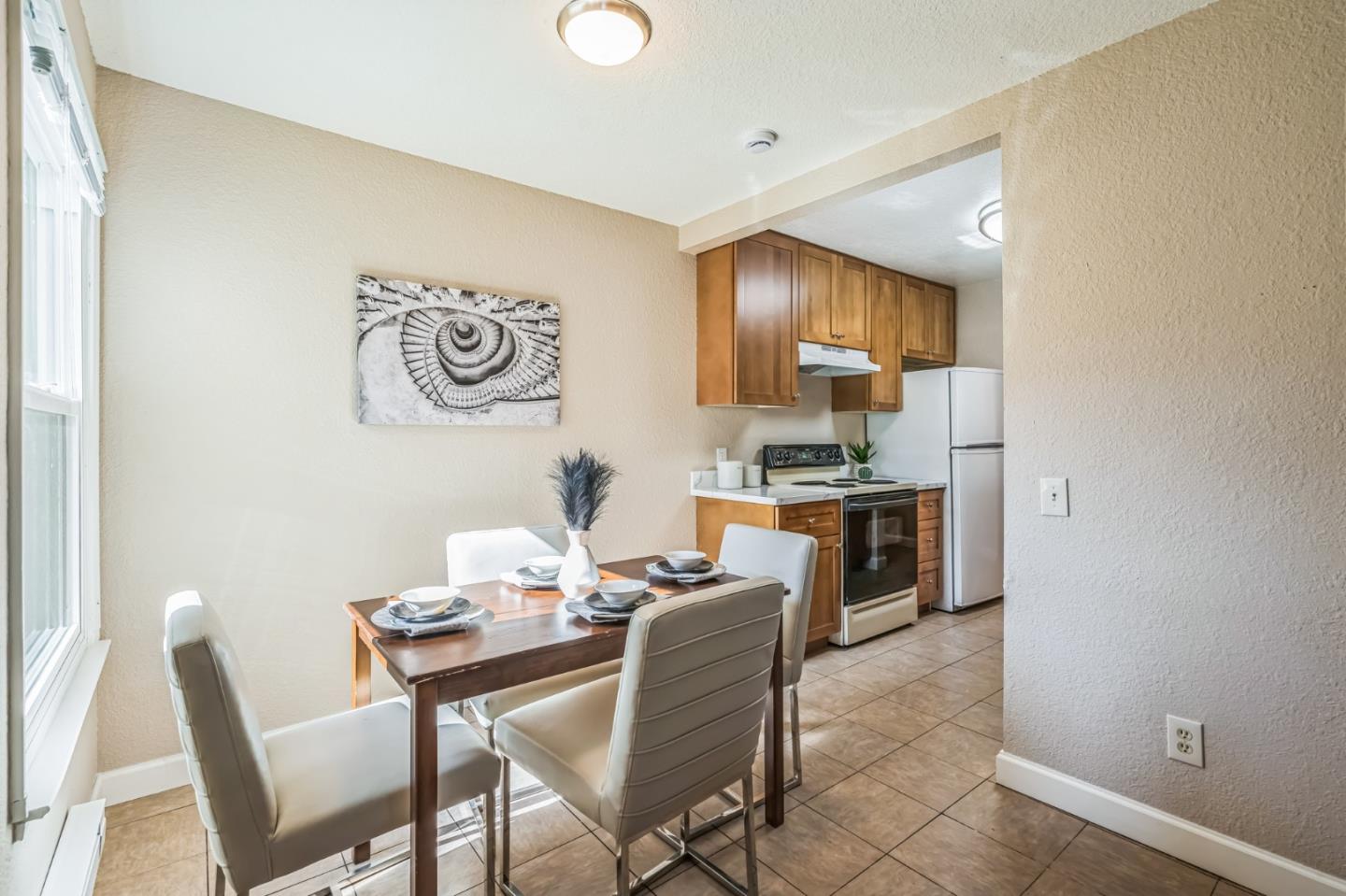 Detail Gallery Image 4 of 20 For 6 Lancaster Cir #114,  Bay Point,  CA 94565 - 2 Beds | 2 Baths