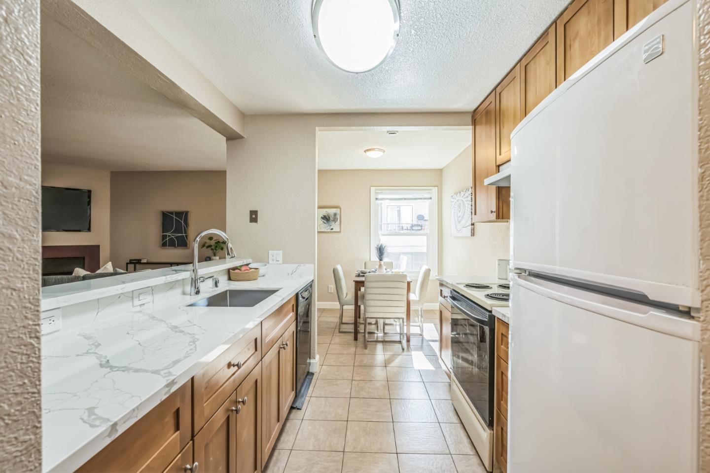 Detail Gallery Image 8 of 20 For 6 Lancaster Cir #114,  Bay Point,  CA 94565 - 2 Beds | 2 Baths