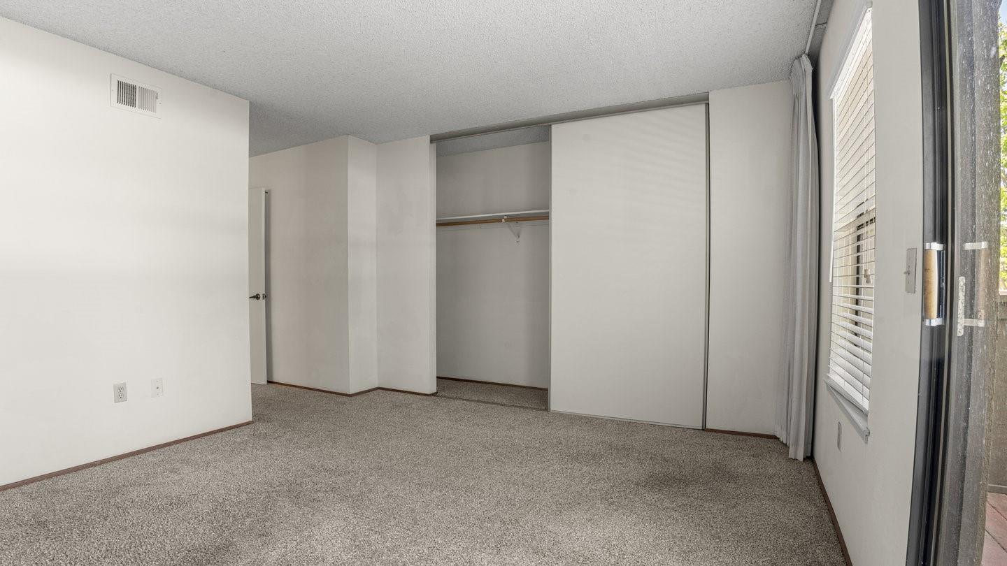 Detail Gallery Image 18 of 31 For 622 N Ahwanee Ter, Sunnyvale,  CA 94085 - 2 Beds | 2/1 Baths