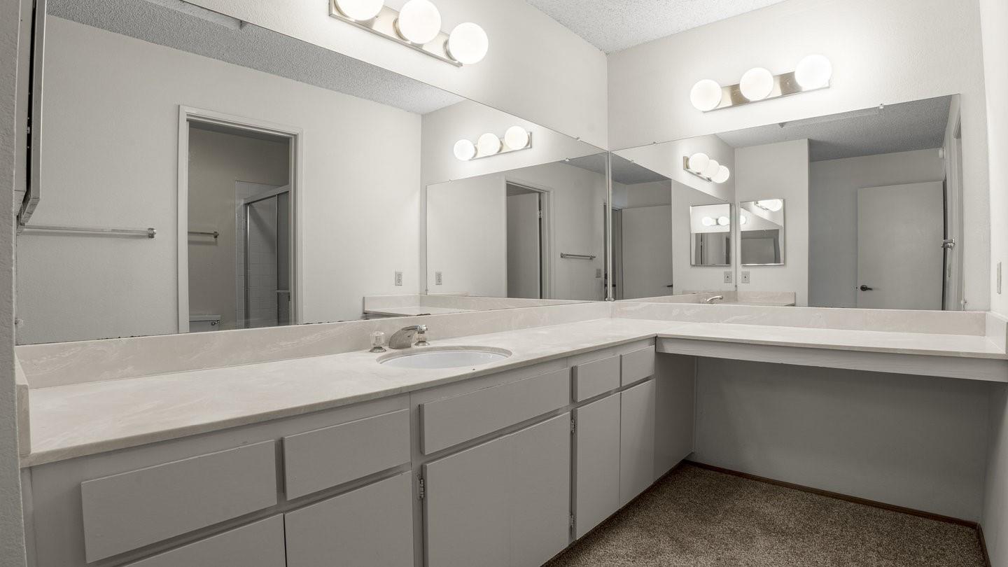 Detail Gallery Image 20 of 31 For 622 N Ahwanee Ter, Sunnyvale,  CA 94085 - 2 Beds | 2/1 Baths