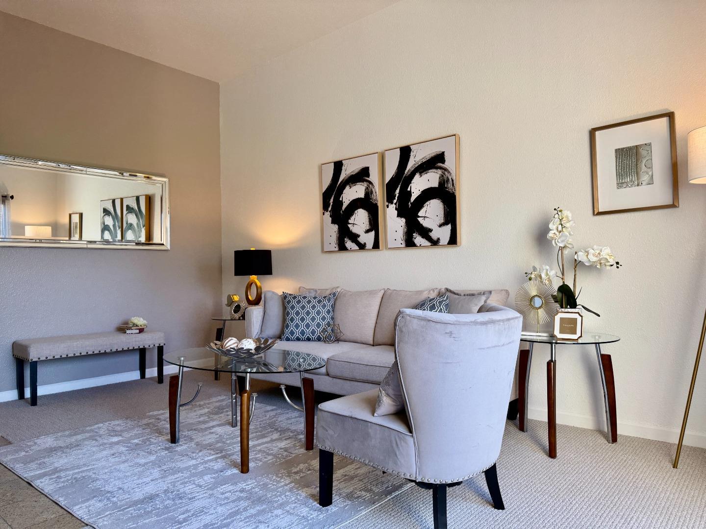 Detail Gallery Image 2 of 24 For 1657 Branham Park Ct, San Jose,  CA 95118 - 2 Beds | 2 Baths