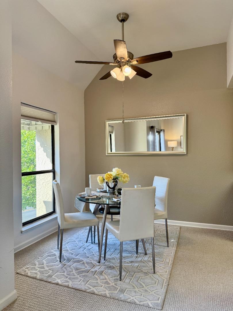 Detail Gallery Image 5 of 24 For 1657 Branham Park Ct, San Jose,  CA 95118 - 2 Beds | 2 Baths